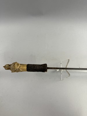 Lot 562 - A DYAK SWORD (MANDAU), BORNEO, LATE 19TH CENTURY