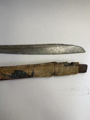 Lot 562 - A DYAK SWORD (MANDAU), BORNEO, LATE 19TH CENTURY