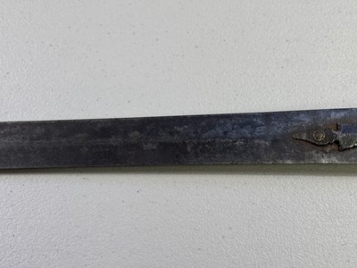 Lot 324 - A RARE SOUTH INDIAN SWORD (KHANDA), 17TH CENTURY