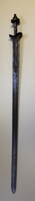 Lot 324 - A RARE SOUTH INDIAN SWORD (KHANDA), 17TH CENTURY