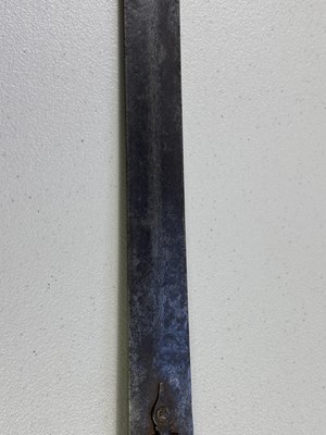 Lot 324 - A RARE SOUTH INDIAN SWORD (KHANDA), 17TH CENTURY