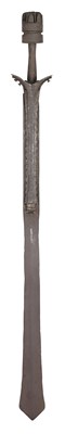 Lot 43 - A RARE SOUTH INDIAN SWORD (KHANDA), PROBABLY VIJAYANAGARA, 14TH/15TH CENTURY