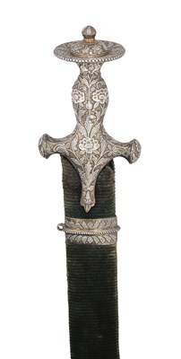 Lot 45 - A FINE NORTH INDIAN SWORD (SOSSUN PATA), RAJASTHAN, 18TH/19TH CENTURY