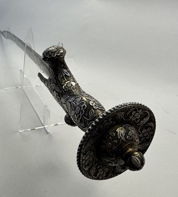 Lot 45 - A FINE NORTH INDIAN SWORD (SOSSUN PATA), RAJASTHAN, 18TH/19TH CENTURY