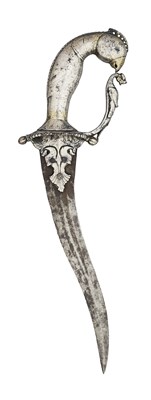 Lot 56 - A SOUTH INDIAN DAGGER (KHANJAR), 16TH/17TH CENTURY, POSSIBLY MADURAI, TAMIL NADU