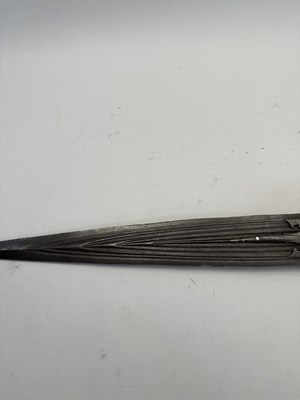 Lot 54 - A SOUTH INDIAN DAGGER (KATAR), 16TH CENTURY, VIJAYANAGARA, KARNATAKA