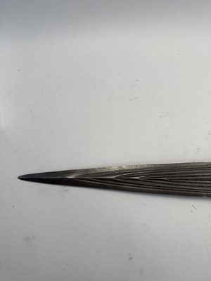 Lot 54 - A SOUTH INDIAN DAGGER (KATAR), 16TH CENTURY, VIJAYANAGARA, KARNATAKA