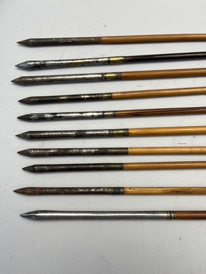 Lot 78 - A RARE INDIAN RITUAL ARROW, 18TH/19TH CENTURY AND TWENTY-FOUR FURTHER NORTH INDIAN ARROWS, 18TH/19TH CENTURY