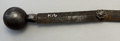 Lot 76 - A RARE INDIAN EXPANDING SHOT, 18TH/19TH CENTURY
