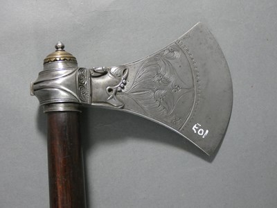 Lot 543 - AN AXE (PHARASA), IN SOUTH INDIAN LATE 17TH CENTURY STYLE, 20TH CENTURY