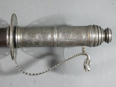 Lot 543 - AN AXE (PHARASA), IN SOUTH INDIAN LATE 17TH CENTURY STYLE, 20TH CENTURY