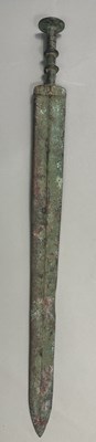 Lot 309 - A CHINESE COPPER ALLOY SWORD (JIAN), IN ZHOU DYNASTY OR EARLY WARRING STATES STYLE