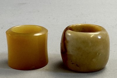 Lot 511 - □ TWO CHINESE JADE ARCHERS RINGS, QING DYNASTY, 19TH CENTURY