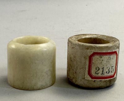 Lot 513 - □ TWO CHINESE JADE ARCHERS RINGS, QING DYNASTY, 19TH CENTURY