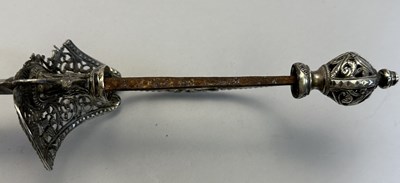 Lot 572 - □ A SILVER-HILTED SMALL-SWORD, LONDON, 1761, MARK OF WILLIAM KINMAN