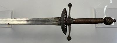 Lot 569 - A COMPOSITE TRANSITIONAL DISH-HILT RAPIER, LATE 17TH CENTURY