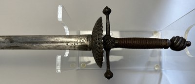 Lot 569 - A COMPOSITE TRANSITIONAL DISH-HILT RAPIER, LATE 17TH CENTURY
