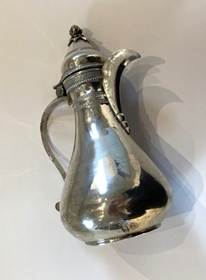 Lot 36 - AN IRANI COFFEE POT (DALLAH), 20TH CENTURY