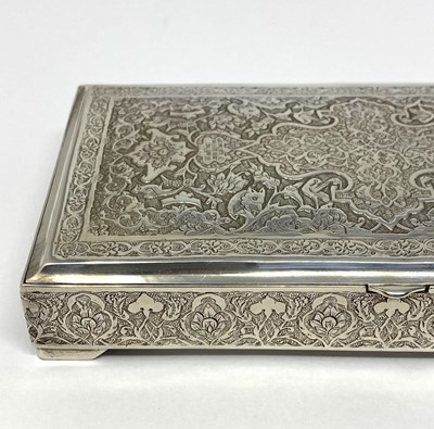 Lot 37 - AN IRANI CIGARETTE BOX, PROBABLY ISFAHAN, MID 20TH CENTURY