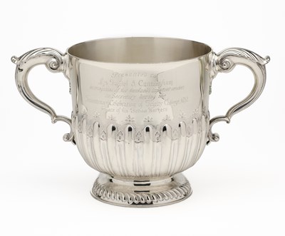 Lot 112 - AN IRISH VICTORIAN SILVER PRESENTATION CUP, EDMOND JOHNSON, DUBLIN, 1891