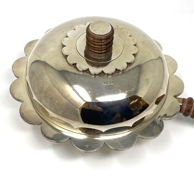 Lot 64 - A FRENCH ART DECO SILVER SAUCEPAN AND COVER, MAISON PUIFORCAT, PARIS, 1930s