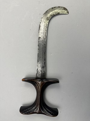 Lot 105 - A NORTH AFRICAN DAGGER (BEDJA), SUDAN, LATE 19TH CENTURY, WITH INSCRIPTION TO TEL-EL-KEBIR