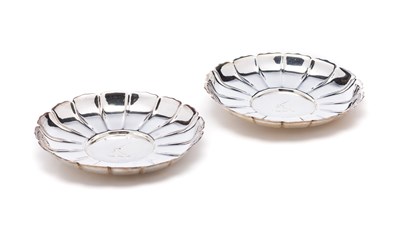 Lot 408 - A PAIR OF GEORGE I SILVER SMALL DISHES^ EDWARD...
