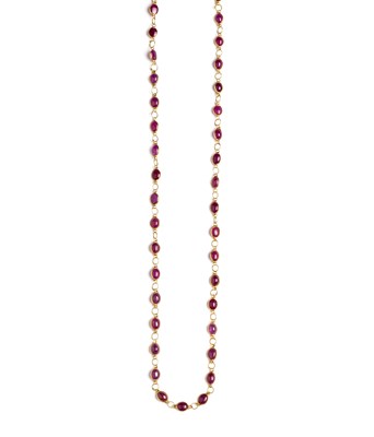 Lot 449 - RUBY NECKLACE¦collet set with oval cabochon...