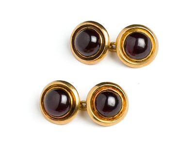 Lot 453 - PAIR OF GARNET CUFFLINKS¦each carbuncle within...