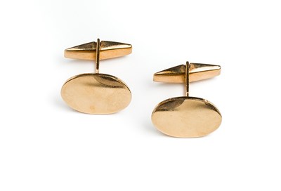 Lot 458 - THREE PAIRS OF CUFFLINKS¦comprising: two oval...