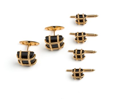 Lot 459 - ONYX DRESS SET¦comprising: a pair of cushion...