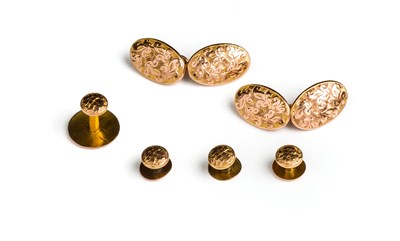 Lot 464 - GOLD DRESS SET^ VICTORIAN ¦comprising: a pair...