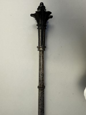 Lot 129 - A RARE GERMAN GOTHIC STEEL MACE, LAST QUARTER OF THE 15TH CENTURY
