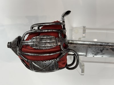 Lot 124 - A FINE AND RARE HIGHLAND BACKSWORD WITH SIGNED BASKET-HILT BY WALTER ALLAN, STIRLING, CIRCA 1735-40