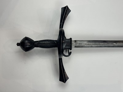 Lot 122 - A FINE GERMAN (SAXON) RAPIER, CIRCA 1580-1600