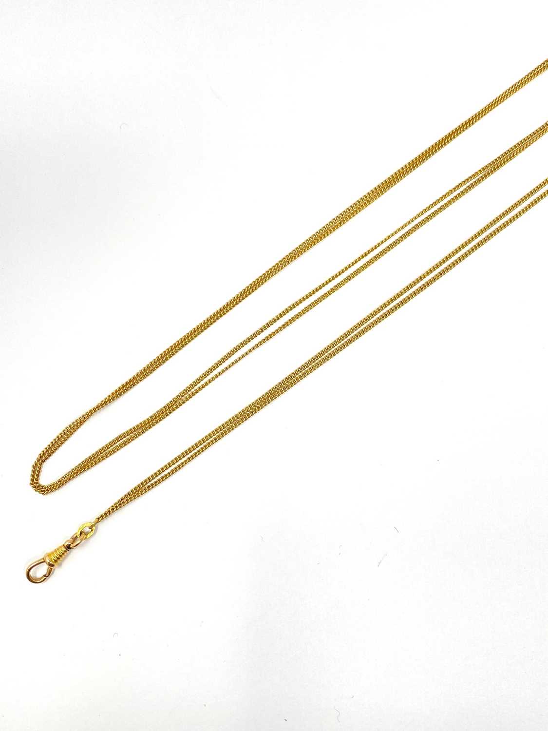 Lot 384 - LONG CHAIN
