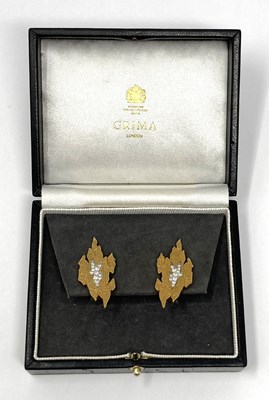 Lot 392 - GRIMA: PAIR OF DIAMOND EAR CLIPS