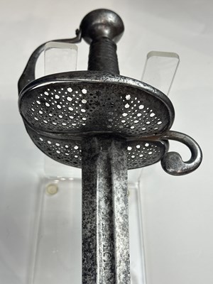 Lot 115 - A FRENCH ‘MODEL 1679’ SWORD