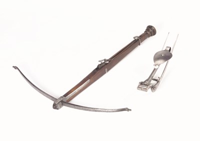 Lot 129 - AN ENGLISH STONEBOW