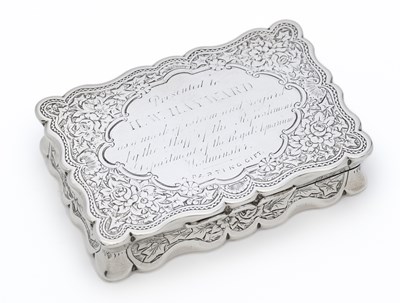 Lot 215 - A VICTORIAN SILVER TABLE SNUFF BOX, GEORGE UNITE, BIRMINGHAM, 1877
