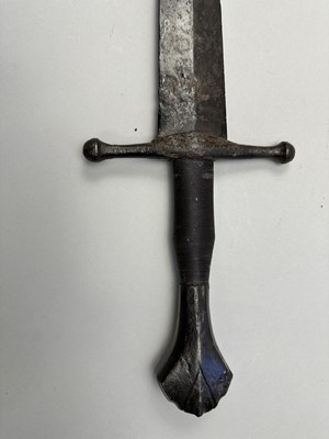Lot 120 - A VERY FINE MEDIEVAL SWORD, CIRCA 1420-60