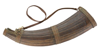 Lot 663 - A LARGE HIMALAYAN HORN FLASK, 19TH CENTURY, PROBABLY TIBET