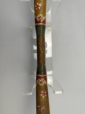 Lot 91 - A CHINESE COMPOSITE BOW, QING DYNASTY, 19TH/20TH CENTURY, PROBABLY FOR A TIBETAN CLIENT