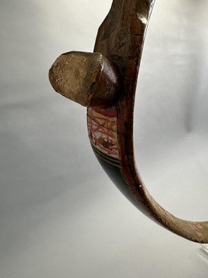 Lot 91 - A CHINESE COMPOSITE BOW, QING DYNASTY, 19TH/20TH CENTURY, PROBABLY FOR A TIBETAN CLIENT