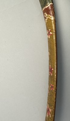 Lot 91 - A CHINESE COMPOSITE BOW, QING DYNASTY, 19TH/20TH CENTURY, PROBABLY FOR A TIBETAN CLIENT