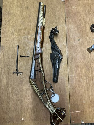 Lot 221 - A 25 BORE WHEEL-LOCK ‘PUFFER’ PISTOL, NUREMBURG, CIRCA 1575