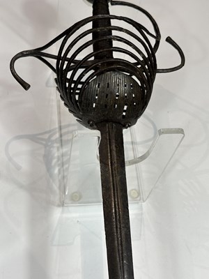 Lot 147 - AN ITALIAN MULTI-RING RAPIER, CIRCA 1630-40