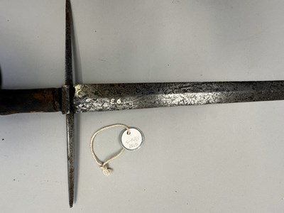 Lot 135 - A GERMAN SWORD, 15TH CENTURY