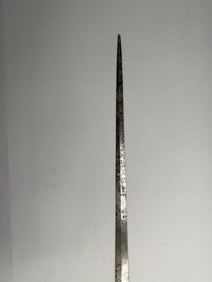 Lot 135 - A GERMAN SWORD, 15TH CENTURY