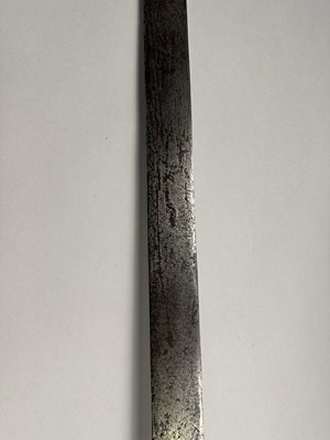 Lot 154 - A NORTH GERMAN MILITARY BROADSWORD (TESSAK), CIRCA 1600-40